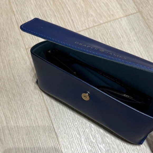 Draper James Brown Sunglasses (DJ7005) with Case - Picture 5 of 5